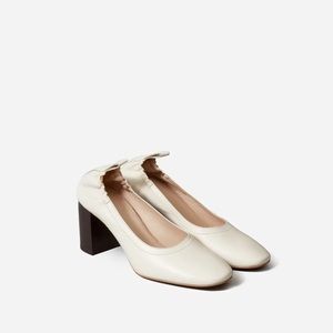 Everlane new, never worn, The Day High Heel in white